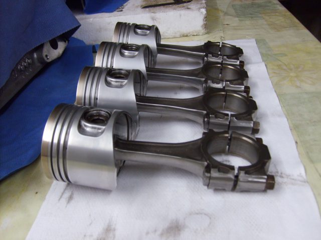 Photos de pistons G40